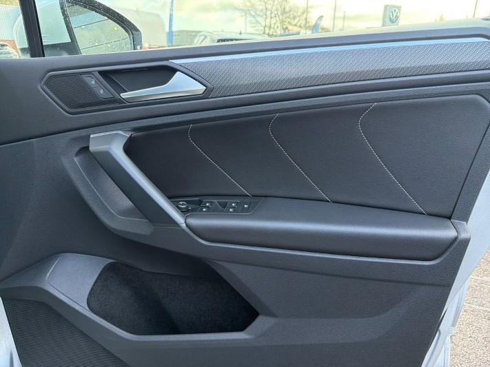 2023 (72) VOLKSWAGEN TIGUAN 1.5 TSI 150 R-Line Edition 5dr DSG 5283396