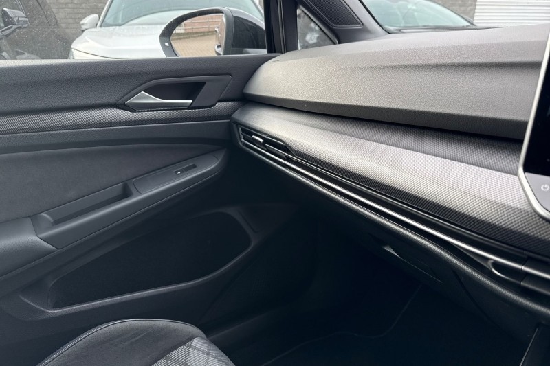 2025 (25) VOLKSWAGEN GOLF 1.5 TSI 150 R-Line 5dr 5263956