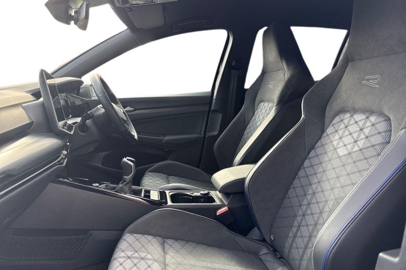 2025 (25) VOLKSWAGEN GOLF 1.5 TSI 150 R-Line 5dr 5263931