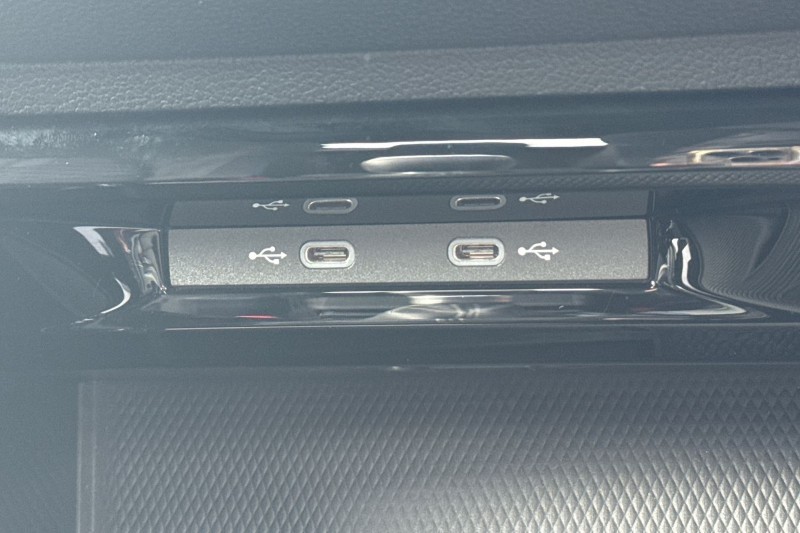 2025 (25) VOLKSWAGEN GOLF 1.5 TSI 150 R-Line 5dr 5263969