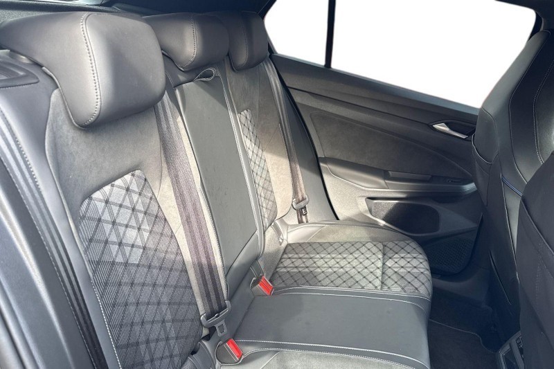 2025 (25) VOLKSWAGEN GOLF 1.5 TSI 150 R-Line 5dr 5263932