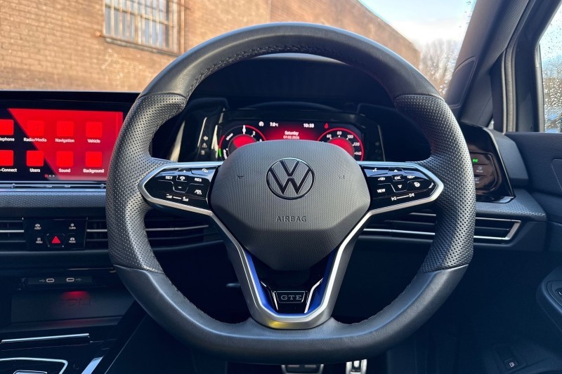 2024 (24) VOLKSWAGEN GOLF 1.4 TSI GTE 5dr DSG 5264031