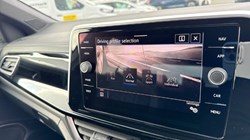 2024 (24) VOLKSWAGEN T-ROC 1.5 TSI R-Line 5dr DSG 5266558