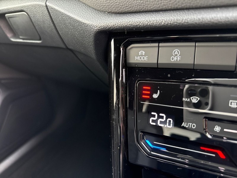 2024 (24) VOLKSWAGEN T-ROC 1.5 TSI R-Line 5dr DSG 5266559