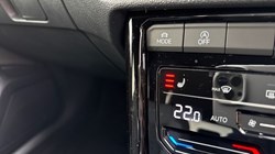 2024 (24) VOLKSWAGEN T-ROC 1.5 TSI R-Line 5dr DSG 5266559