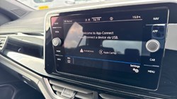 2024 (24) VOLKSWAGEN T-ROC 1.5 TSI R-Line 5dr DSG 5266556