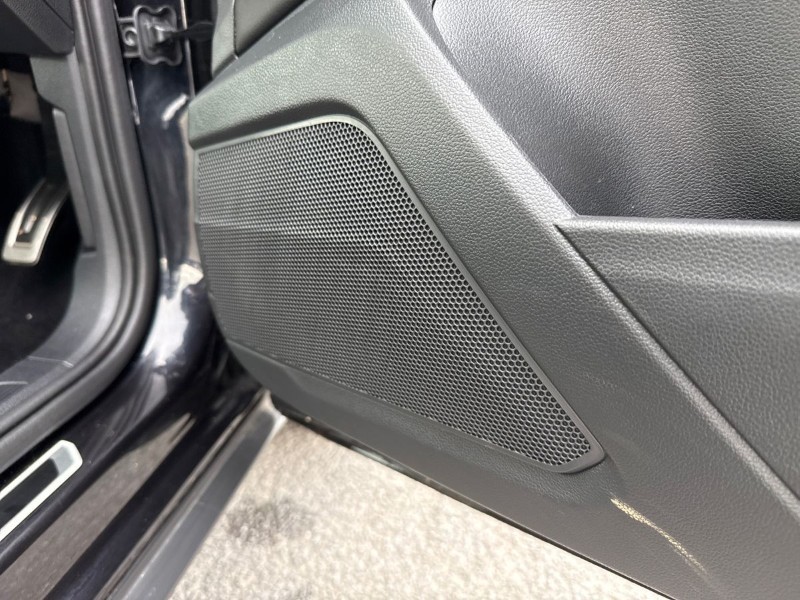 2024 (24) VOLKSWAGEN T-ROC 1.5 TSI R-Line 5dr DSG 5266544