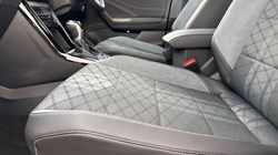 2024 (24) VOLKSWAGEN T-ROC 1.5 TSI R-Line 5dr DSG 5266535