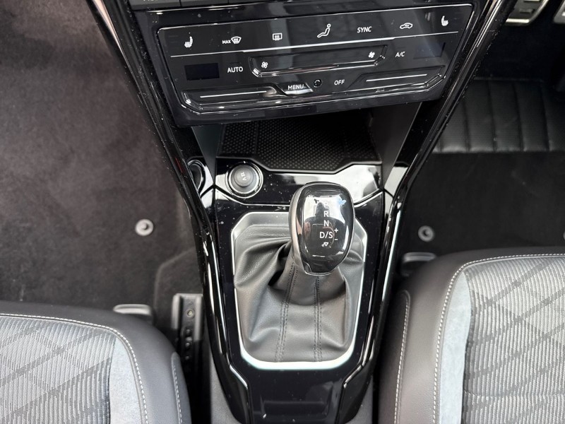 2024 (24) VOLKSWAGEN T-ROC 1.5 TSI R-Line 5dr DSG 5266561