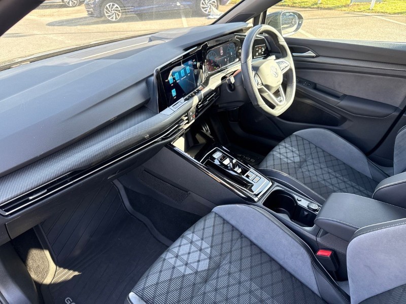 2024 (24) VOLKSWAGEN GOLF 1.5 eTSI 150 R-Line 5dr DSG 5264079