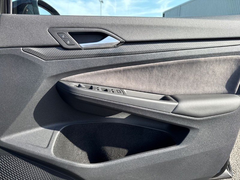 2024 (24) VOLKSWAGEN GOLF 1.5 eTSI 150 R-Line 5dr DSG 5264064