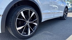2021 (21) VOLKSWAGEN TIGUAN 1.5 TSI 150 R-Line Edition 5dr DSG 5318373