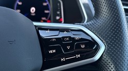 2021 (21) VOLKSWAGEN TIGUAN 1.5 TSI 150 R-Line Edition 5dr DSG 5318353