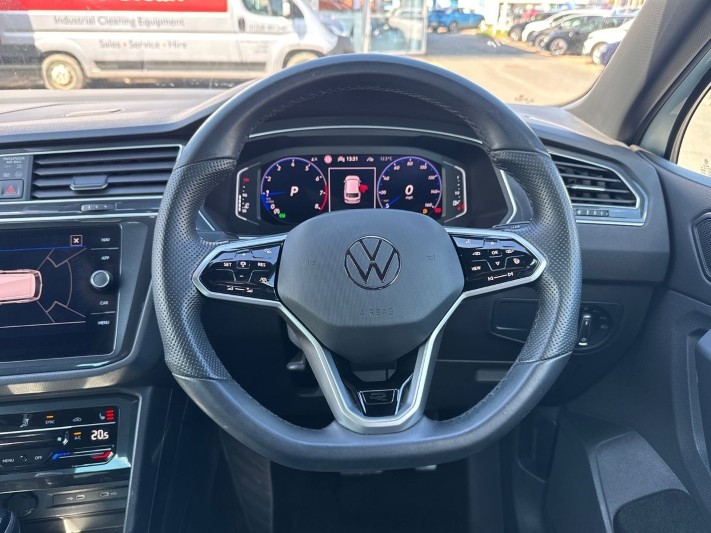 2021 (21) VOLKSWAGEN TIGUAN 1.5 TSI 150 R-Line Edition 5dr DSG 5318351