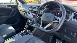 2021 (21) VOLKSWAGEN TIGUAN 1.5 TSI 150 R-Line Edition 5dr DSG 5318344