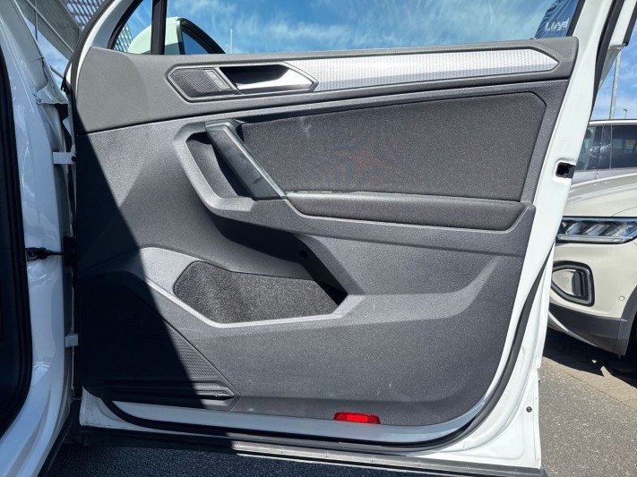 2022 (72) VOLKSWAGEN TIGUAN 1.5 TSI Life 5dr 5335085