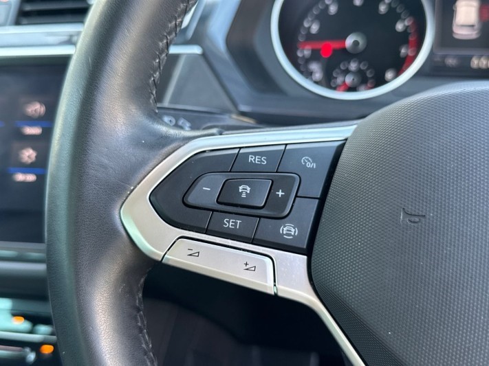 2022 (72) VOLKSWAGEN TIGUAN 1.5 TSI Life 5dr 5335092