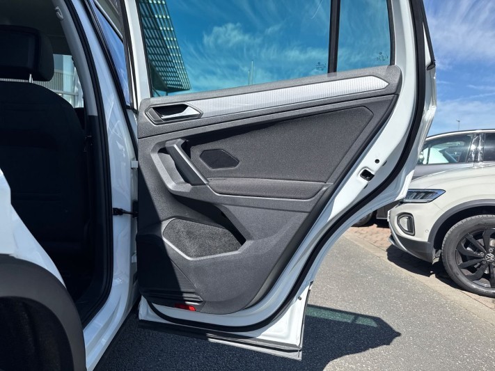 2022 (72) VOLKSWAGEN TIGUAN 1.5 TSI Life 5dr 5335132