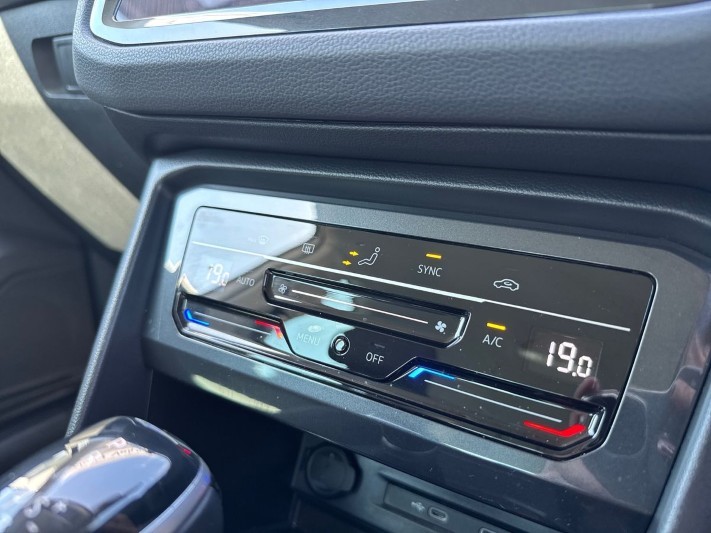 2022 (72) VOLKSWAGEN TIGUAN 1.5 TSI Life 5dr 5335100