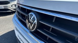 2022 (72) VOLKSWAGEN TIGUAN 1.5 TSI Life 5dr 5335115