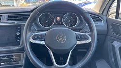 2022 (72) VOLKSWAGEN TIGUAN 1.5 TSI Life 5dr 5335091