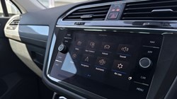 2022 (72) VOLKSWAGEN TIGUAN 1.5 TSI Life 5dr 5335096