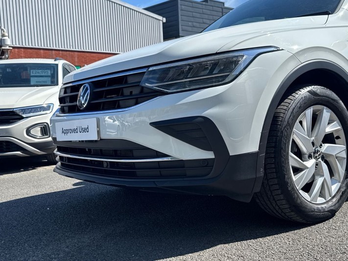 2022 (72) VOLKSWAGEN TIGUAN 1.5 TSI Life 5dr 5335116