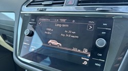 2022 (72) VOLKSWAGEN TIGUAN 1.5 TSI Life 5dr 5335101