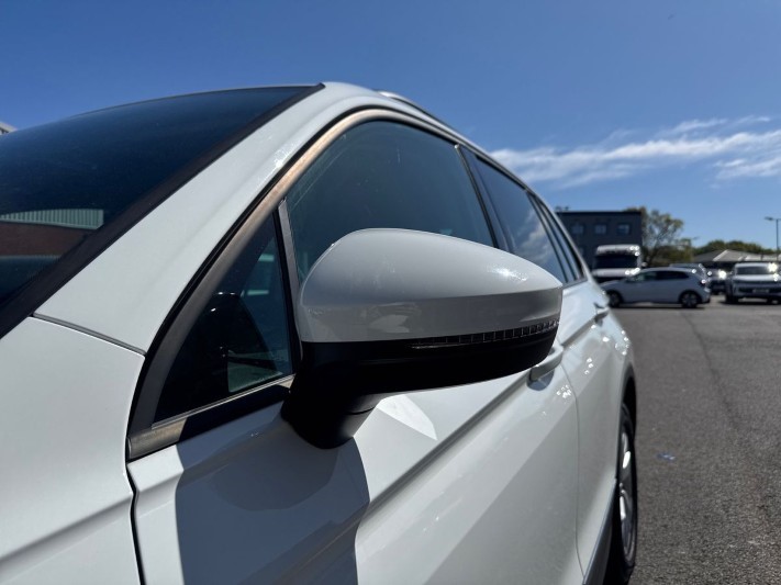 2022 (72) VOLKSWAGEN TIGUAN 1.5 TSI Life 5dr 5335121