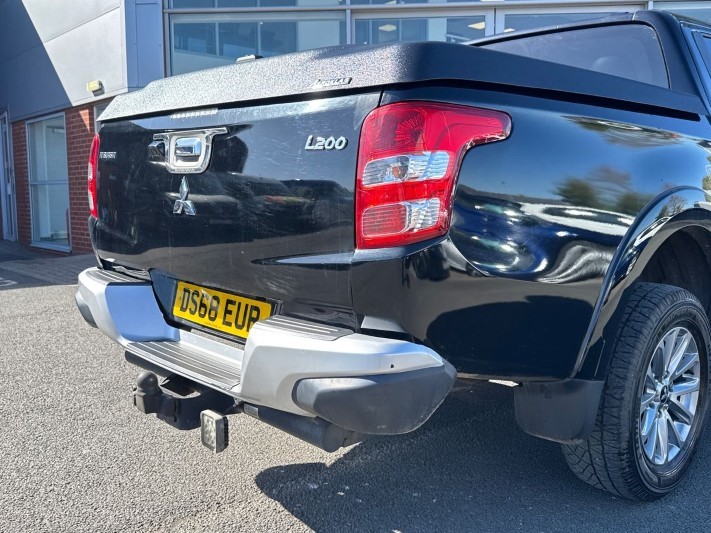 2018 (68) MITSUBISHI COMMERCIAL L200 Double Cab DI-D 178 Barbarian 4WD Auto 5324686