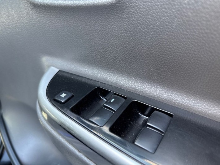 2018 (68) MITSUBISHI COMMERCIAL L200 Double Cab DI-D 178 Barbarian 4WD Auto 5324655