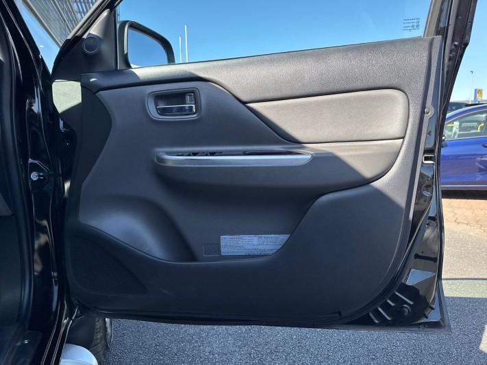 2018 (68) MITSUBISHI COMMERCIAL L200 Double Cab DI-D 178 Barbarian 4WD Auto 5324653