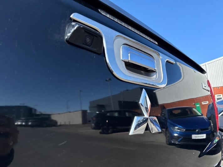 2018 (68) MITSUBISHI COMMERCIAL L200 Double Cab DI-D 178 Barbarian 4WD Auto 5324687