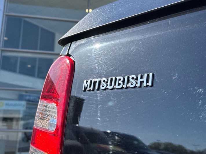 2018 (68) MITSUBISHI COMMERCIAL L200 Double Cab DI-D 178 Barbarian 4WD Auto 5324696