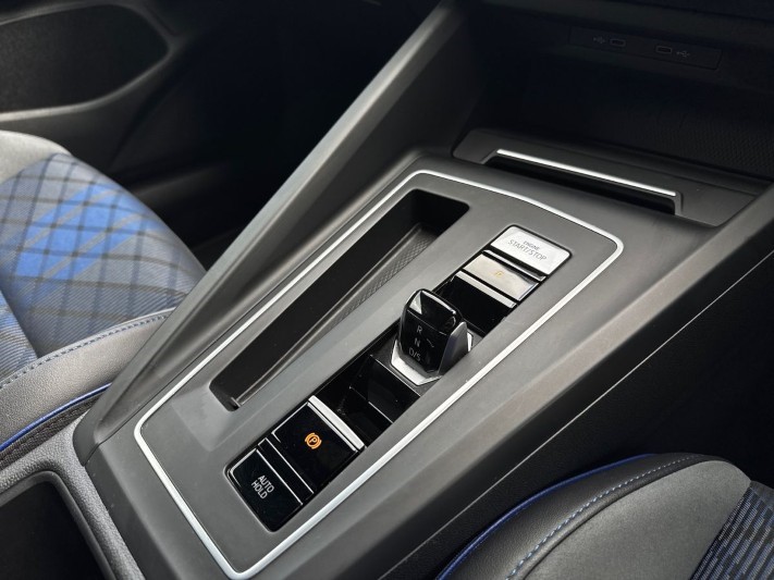 2022 (22) VOLKSWAGEN GOLF 2.0 TSI 320 R 4Motion 5dr DSG 5284979