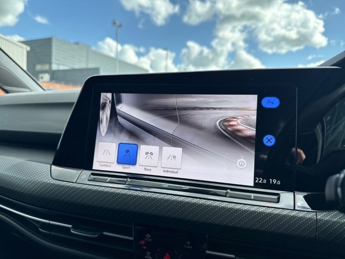 2022 (22) VOLKSWAGEN GOLF 2.0 TSI 320 R 4Motion 5dr DSG 5284976