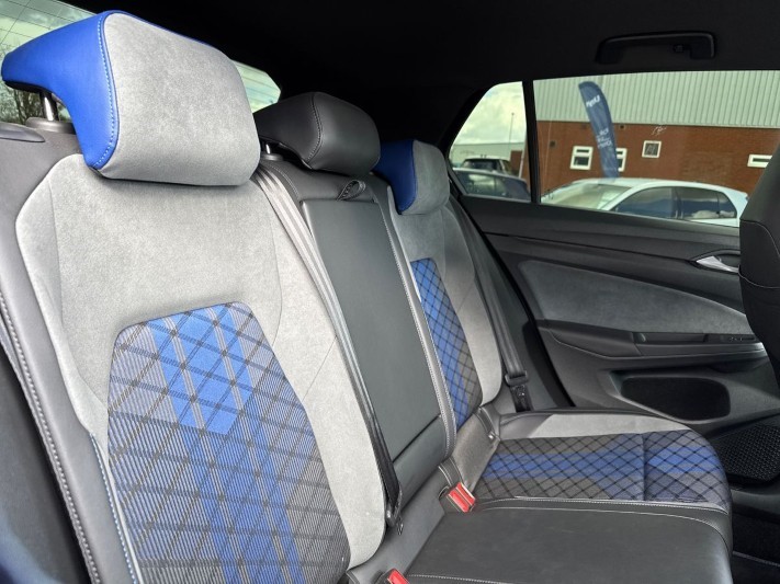 2022 (22) VOLKSWAGEN GOLF 2.0 TSI 320 R 4Motion 5dr DSG 5284981