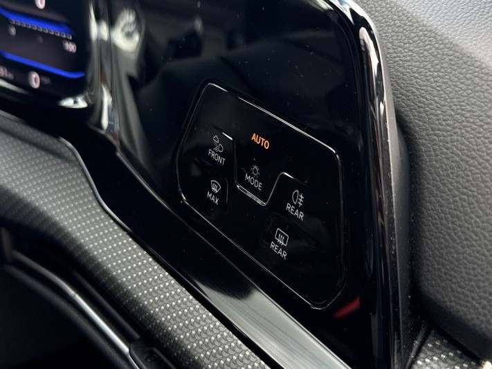 2022 (22) VOLKSWAGEN GOLF 2.0 TSI 320 R 4Motion 5dr DSG 5285013