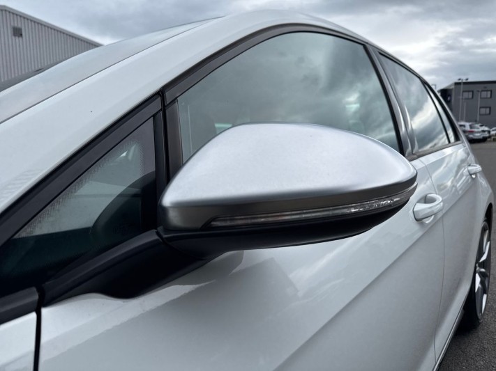 2019 (19) VOLKSWAGEN GOLF 2.0 TSI 300 R 5dr 4MOTION DSG 5290728