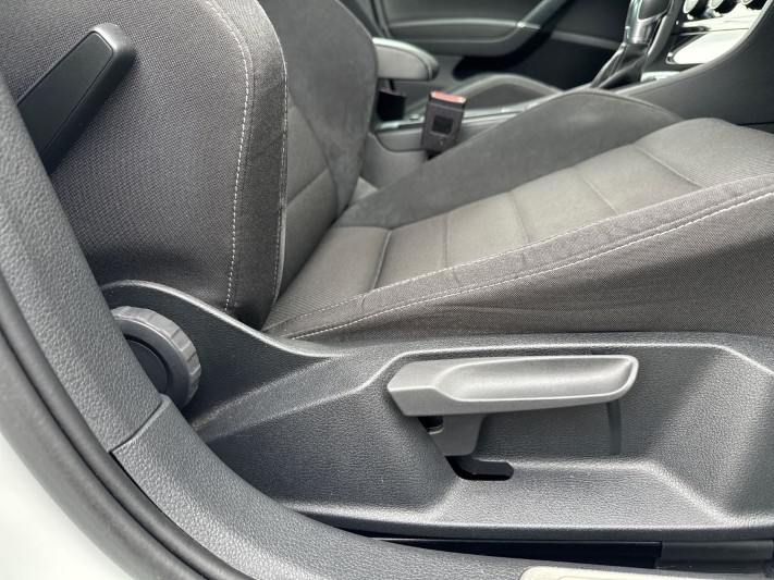 2019 (19) VOLKSWAGEN GOLF 2.0 TSI 300 R 5dr 4MOTION DSG 5290686