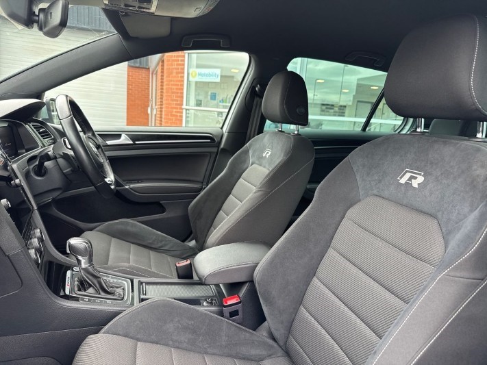 2019 (19) VOLKSWAGEN GOLF 2.0 TSI 300 R 5dr 4MOTION DSG 5290705