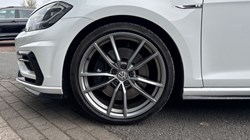 2019 (19) VOLKSWAGEN GOLF 2.0 TSI 300 R 5dr 4MOTION DSG 5290678