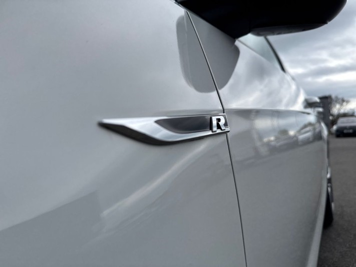 2019 (19) VOLKSWAGEN GOLF 2.0 TSI 300 R 5dr 4MOTION DSG 5290726