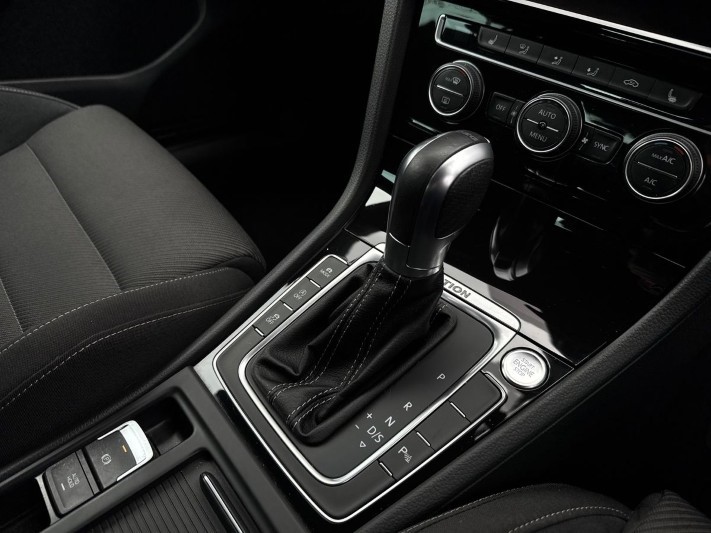 2019 (19) VOLKSWAGEN GOLF 2.0 TSI 300 R 5dr 4MOTION DSG 5290702