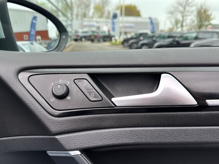 2019 (19) VOLKSWAGEN GOLF 2.0 TSI 300 R 5dr 4MOTION DSG 5290733