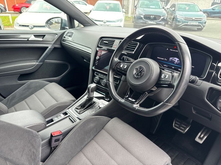 2019 (19) VOLKSWAGEN GOLF 2.0 TSI 300 R 5dr 4MOTION DSG 5290682