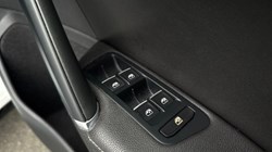 2019 (19) VOLKSWAGEN GOLF 2.0 TSI 300 R 5dr 4MOTION DSG 5290685