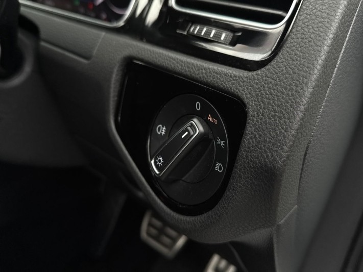 2019 (19) VOLKSWAGEN GOLF 2.0 TSI 300 R 5dr 4MOTION DSG 5290732