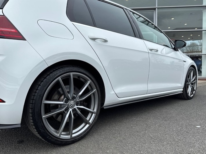 2019 (19) VOLKSWAGEN GOLF 2.0 TSI 300 R 5dr 4MOTION DSG 5290711