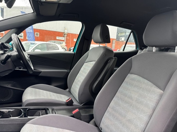 2022 (22) VOLKSWAGEN ID.3 107KW Life Pro 58kWh 5dr Auto 5304880